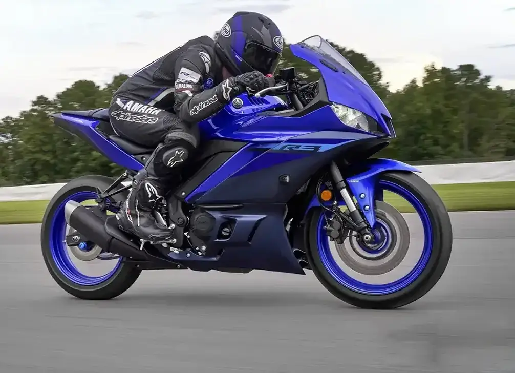 Yamaha R3